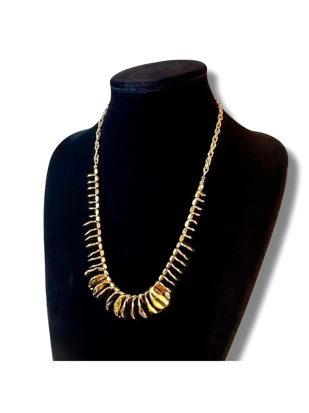 EXPRESS Gold-Tone Sculptural Modern Weighted Necklace | NWT